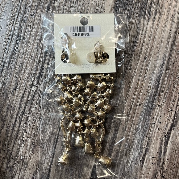 Mia Lux bracelet and clip on earrings bundle pearl fashion jewelry NWT - Picture 7 of 7